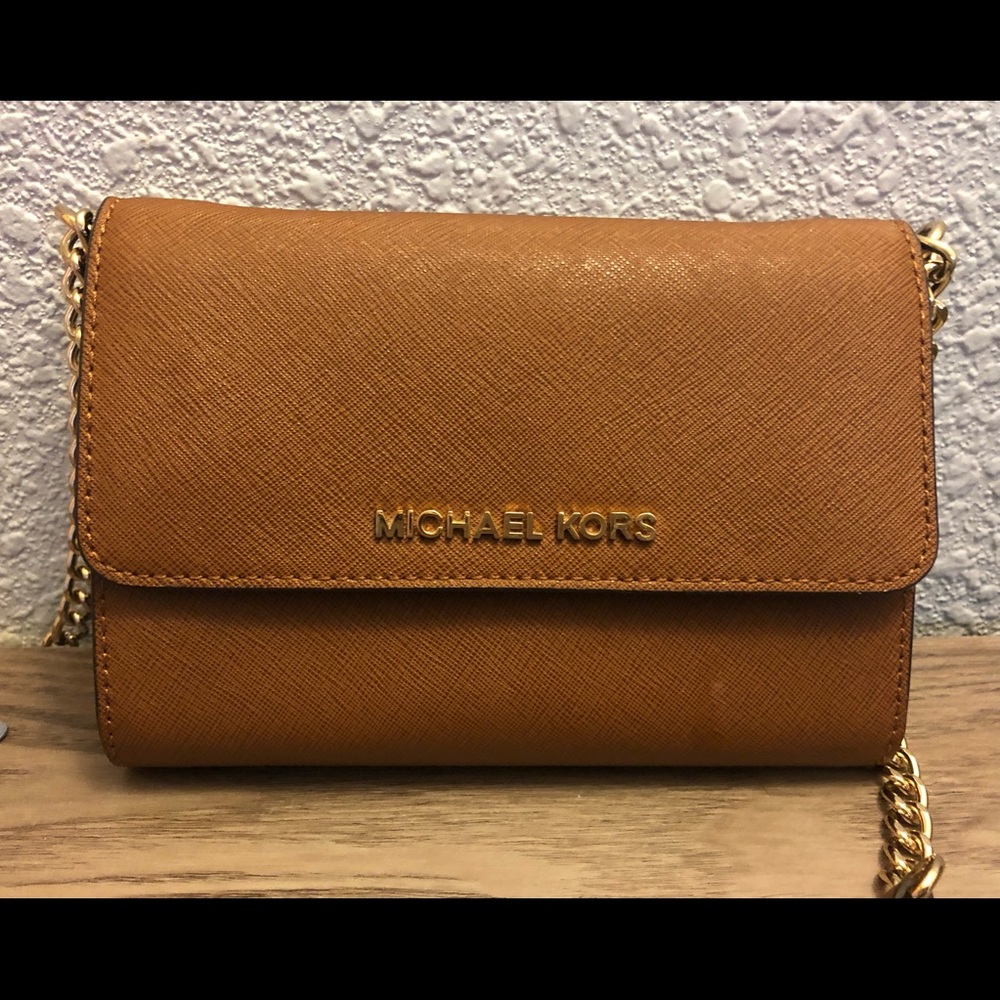 Michael Kors wallet on chain